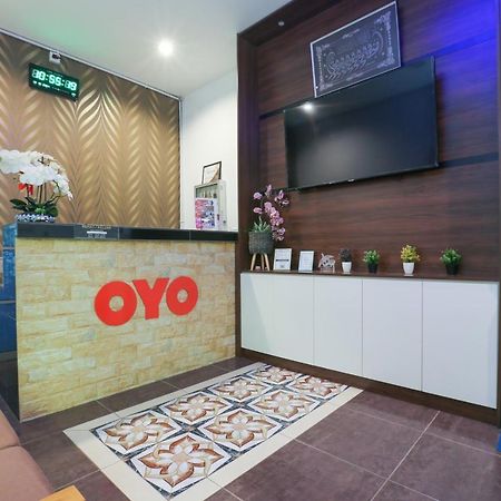 Oyo 90274 Wadi Isfa Inn Кота-Бару Екстер'єр фото